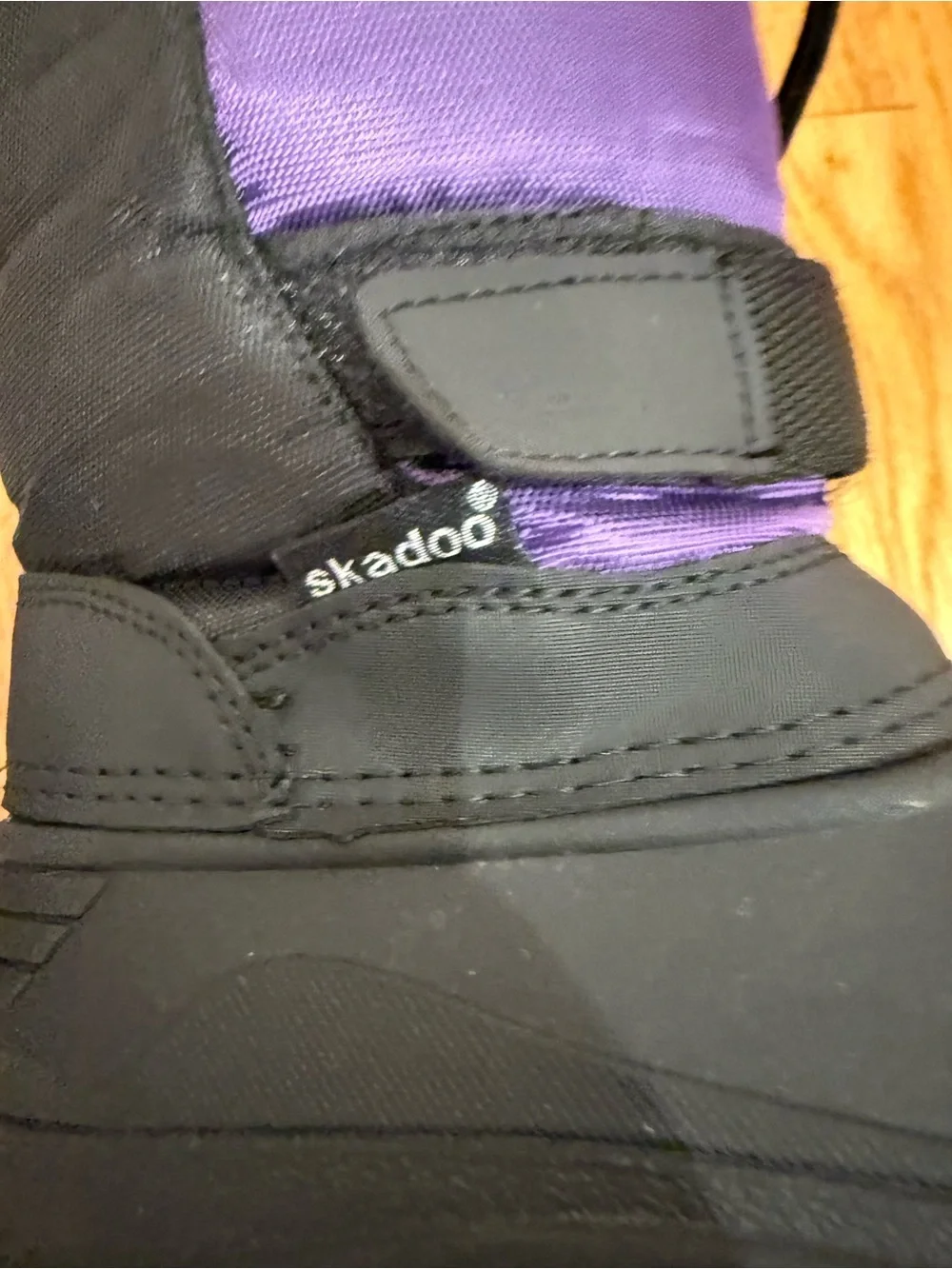 Skadoo Kids Waterproof Snow Boots - Black & Purple Sz 8